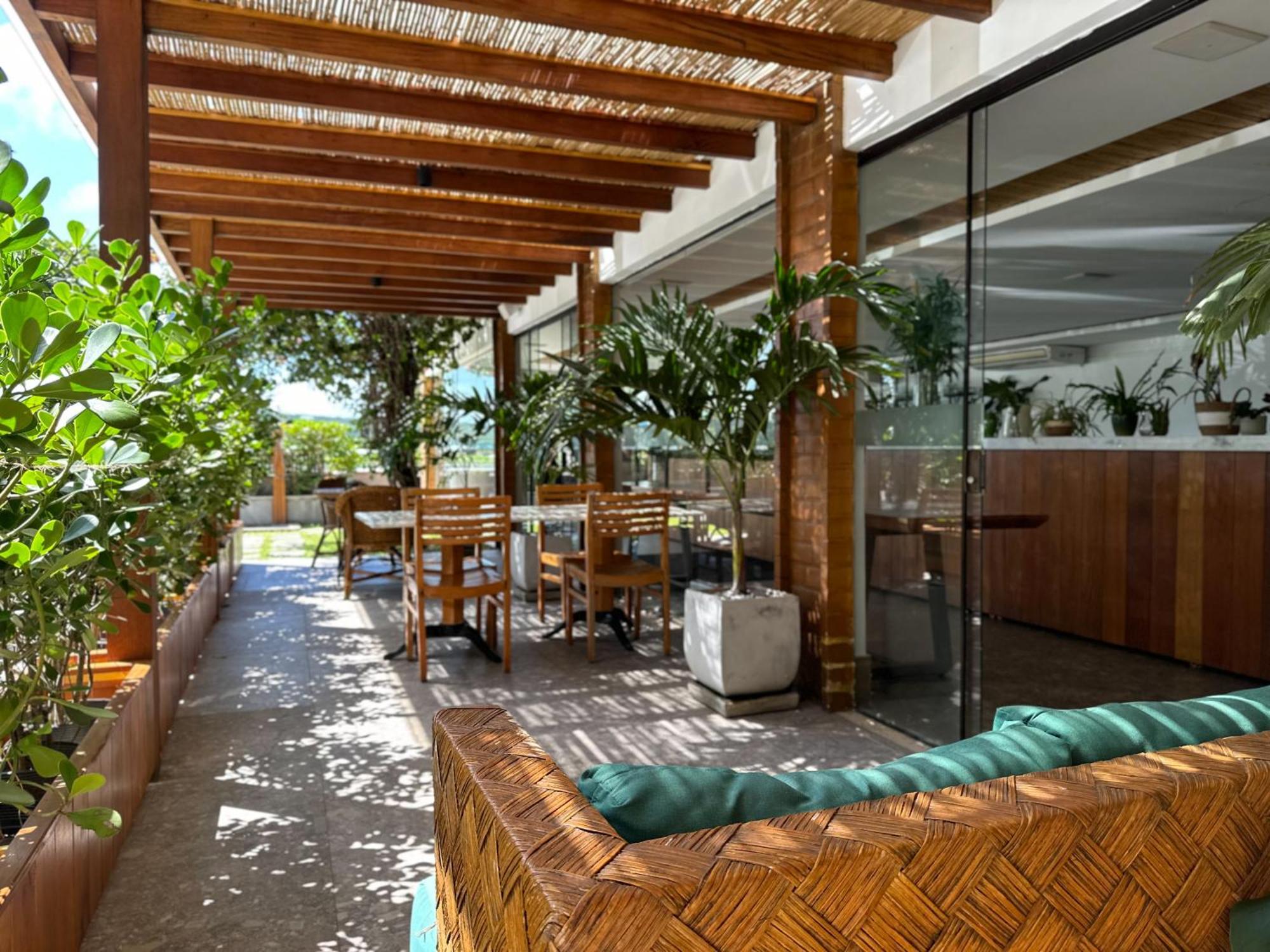 Passagem Concept Hotel E Spa Cabo Frio Exterior photo The Terrace at the Four Seasons Hotel, Los Angeles
