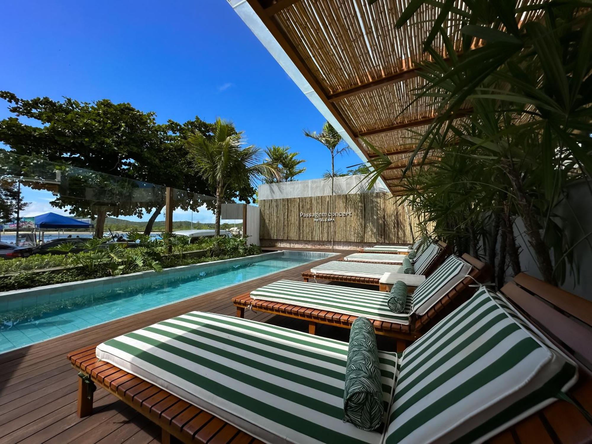Passagem Concept Hotel E Spa Cabo Frio Exterior photo The rooftop pool at the hotel